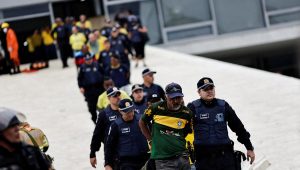 2023-01-09T011323Z_289881991_RC2KMY9FLAON_RTRMADP_3_BRAZIL-POLITICS-VIOLENCE