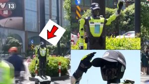 China - robot traffic police
