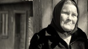 Elderly_woman