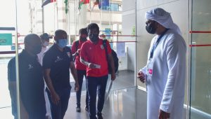 ދަގަނޑޭ އާއި ތޮއްޕޭ ޓީމު ތިބޭ ހޮޓަލަށް ވަންނަނީ. -ފޮޓޯ: ޑޯޑީ