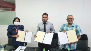 ފަހުމުނާމާގައި ސޮއިކުރުމުގެ ރަސްމީޔާތުގެ ތެރެއިން... -ފޮޓޯ: މީޑިއާ ކައުންސިލް