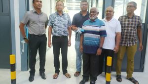 މާކެޓެކް އެލުމިނިއަމް