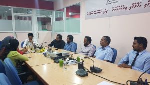މީޑިއާ ކައުންސިލްގެ ބައްދަލުވުމެއް ކުރިއަށް ދަނީ -ފޮޓޯ: އެމް.އެމް.ސީ