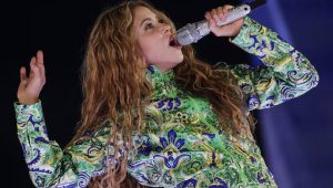 Shakira - Colombia