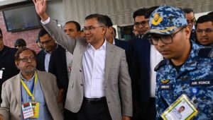 ތޯރިގު ރަހްމާން (މ) މިއަދު ދާކާގެ ހަޒްރަތު ޝާހުޖަލާލު އެއާޕޯޓުގައި