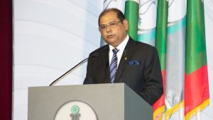 އަޙްމަދިއްޔާ އިންޓަނޭޝަނަލް ސްކޫލްގެ ޕްރިންސިޕަލް މުޙައްމަދު ރަޝީދު