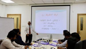 ޤައުމިއްޔަތު މަޝްރޫޢުގެ ވިލަރެސްވެރީންގެ ނޫސްވެރިކަމުގެ ތަމްރީނު ޕްރޮގްރާމު ފެށުމުގެ ރަސްމީޔާތުގެ ތެރެއިން.. ފޮޓޯ: ގައުމިއްޔަތާބެހޭ ވުޒާރާ