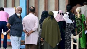 ލަންކާގެ ރިޔާސީ އިންތިހާބުގައި ވޯޓު ލުމަށް ރައްޔިތުން މިއަދު ކިޔުގައި