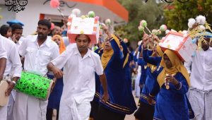 މަނަދޫގެ އީދު ކުޅިވަރުތަކުގެ ތެރެއިން... ފޮޓޯ: މަނަދޫ އެކުވެރި ކްލަބު/ އެފް.ބީ