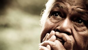 10434875 - poor indian woman
