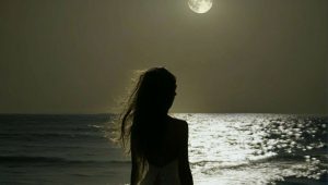 moonlight woman
