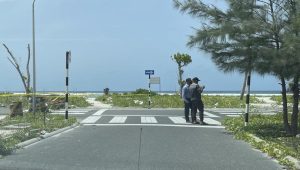 ހުޅުމާލޭ ދެވަނަ ފޭސްގެ ބައެއް ހިސާބުތައް ބަންދުކޮށްގެން ފުލުހުން ހަރަކާތްތެރިވަނީ. -އަދިވެސް ފޮޓޯ