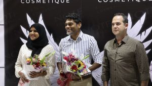 އެސްޓީއޯ ޕީޕަލްސް ޗޮއިސް ސުޕަމާޓުގައި ނޯޓް ކޮސްމެޓިކްސްގެ މޮނޯ އައުޓްލެޓް ހުޅުވުމުގެ ތެރެއިން... ފޮޓޯ: އެސްޓީއޯ